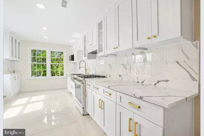 7004 40th Avenue, Hyattsville, MD 20782 - Photo 13
