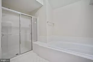 1805 Foxwood Cir, Bowie, MD 20721 - Photo 13