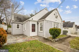 6909 Standish Dr, Hyattsville, MD 20784 - Photo 3