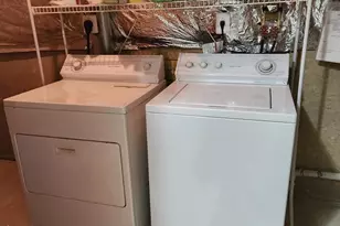 6204 E Hil Mar Cir, District Heights, MD 20747 - Photo 9