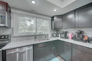 8610 Monmouth Dr, Upper Marlboro, MD 20772 - Photo 27