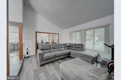 8610 Monmouth Drive, Upper Marlboro, MD 20772 - Photo 7