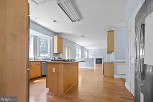 11310 Strawberry Glenn Ln, Glenn Dale, MD 20769 - Photo 19