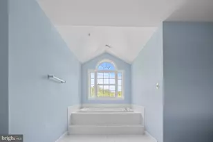 11310 Strawberry Glenn Ln, Glenn Dale, MD 20769 - Photo 41