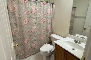 6511 Rosalie Ln, Riverdale, MD 20737 - Photo 9