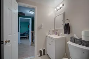 12805 Kendale Ln, Bowie, MD 20715 - Photo 51