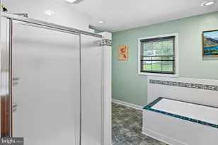 12128 Long Ridge Ln, Bowie, MD 20715 - Photo 21