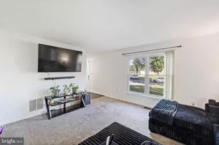 905 Faber Pl, Upper Marlboro, MD 20774 - Photo 25