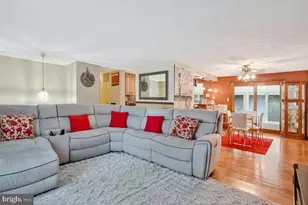 12909 Mayflower Pl, Bowie, MD 20720 - Photo 3