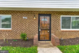 304 Cedarleaf Ave, Capitol Heights, MD 20743 - Photo 3