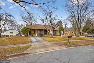 8801 Monmouth Dr, Upper Marlboro, MD 20772 - Photo 3