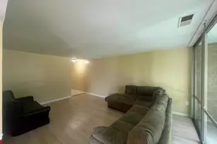 8687 Greenbelt Rd, Greenbelt, MD 20770 - Photo 9