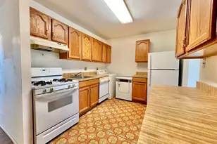 8663 Greenbelt Rd, Greenbelt, MD 20770 - Photo 13