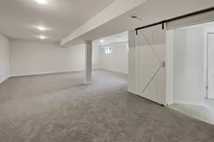 1715 Calais Ct, Oxon Hill, MD 20745 - Photo 21