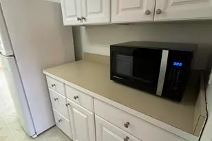 5944 Westchester Park Dr, College Park, MD 20740 - Photo 5