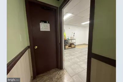 207 W Hampton Avenue, Capitol Heights, MD 20743 - Photo 25