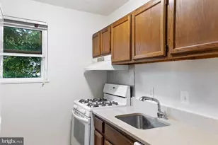 3825 Hamilton St, Hyattsville, MD 20781 - Photo 9