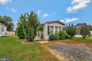 9103 Columbine Ln, Upper Marlboro, MD 20772 - Photo 27