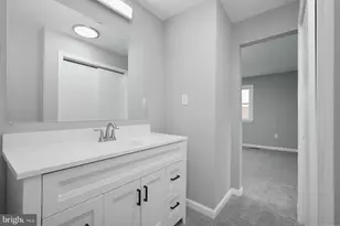 13108 Keverton Dr, Upper Marlboro, MD 20774 - Photo 21