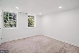 1925 Dutch Village Dr, Landover, MD 20785 - Photo 17