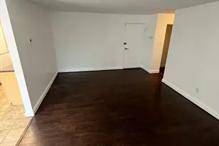 5601 Parker House Terrace, Hyattsville, MD 20782 - Photo 3