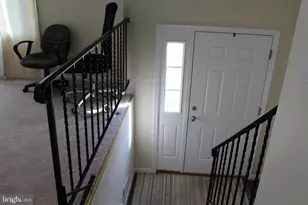 5702 Goucher Dr, College Park, MD 20740 - Photo 3