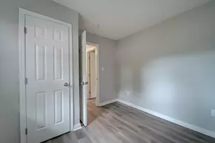 8001 Barlowe Rd, Landover, MD 20785 - Photo 31