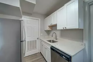 8001 Barlowe Rd, Landover, MD 20785 - Photo 15