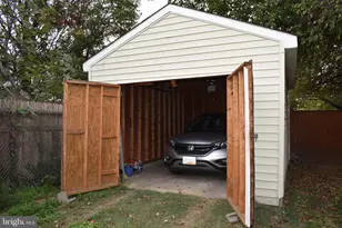 4318 Newton St, Brentwood, MD 20722 - Photo 25