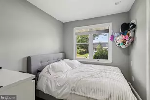 7100 Southlawn Dr, Oxon Hill, MD 20745 - Photo 17