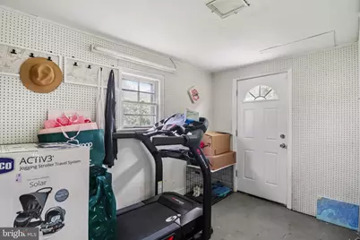 7100 Southlawn Drive, Oxon Hill, MD 20745 - Photo 11