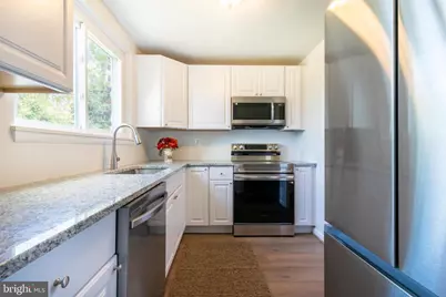 56 Crescent Road, Greenbelt, MD 20770 - Photo 5