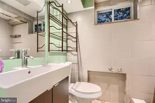 6716 Stockton Ln, Hyattsville, MD 20784 - Photo 47