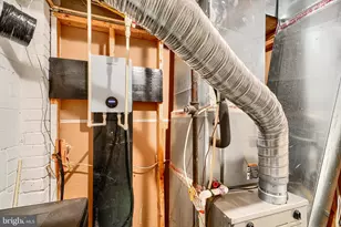 6716 Stockton Ln, Hyattsville, MD 20784 - Photo 51