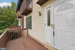 11386 Laurelwalk Dr, Laurel, MD 20708 - Photo 3