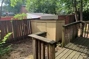 8622 Brae Brooke Dr, Lanham, MD 20706 - Photo 3