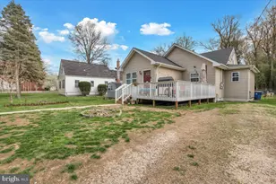 6519 Woodland Rd, Suitland, MD 20746 - Photo 3