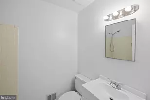 8493 Snowden Oaks Pl, Laurel, MD 20708 - Photo 19