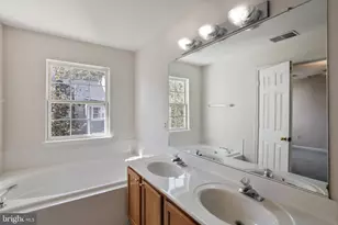 1802 Spanish Oak Ln, Bowie, MD 20721 - Photo 17