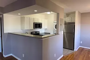 2506 Markham, Landover, MD 20785 - Photo 3