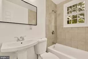 5710 64th Pl, Riverdale, MD 20737 - Photo 9