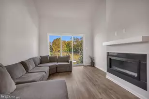 12120 American Chestnut Rd, Bowie, MD 20720 - Photo 9