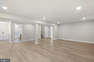 16203 Pennsbury Dr, Bowie, MD 20716 - Photo 39