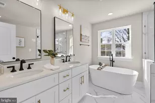 16203 Pennsbury Dr, Bowie, MD 20716 - Photo 27