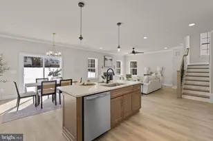 16203 Pennsbury Dr, Bowie, MD 20716 - Photo 11