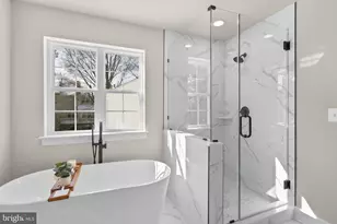 16203 Pennsbury Dr, Bowie, MD 20716 - Photo 27