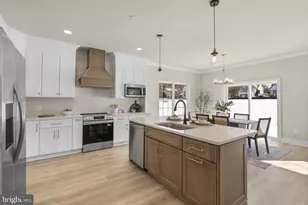 16203 Pennsbury Dr, Bowie, MD 20716 - Photo 9