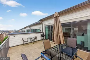 625 Halsey Way, National Harbor, MD 20745 - Photo 25