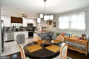 5815 Arbroath Dr, Clinton, MD 20735 - Photo 9