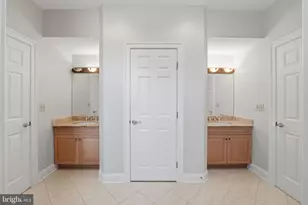 12705 Longwater Dr, Bowie, MD 20721 - Photo 55